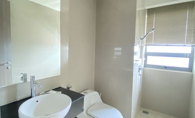 Jual Murah Apartment St Moritz Private Jacuzzi Lippo Puri Indah Jakarta Barat