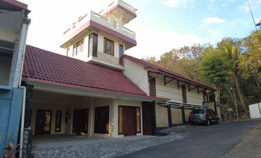 Villa 5 Lantai Dekat Pantai Parangtritis Kretek Bantul 065949 is2508