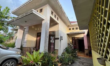 Rumah Besar komplek prevab segiri, samarinda