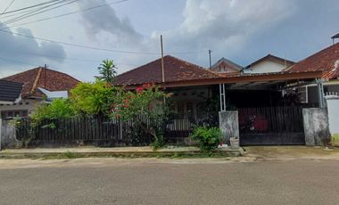 DIJUAL RUMAH VINTAGE JALAN SUMATERA BUKIT BESAR PALEMBANG