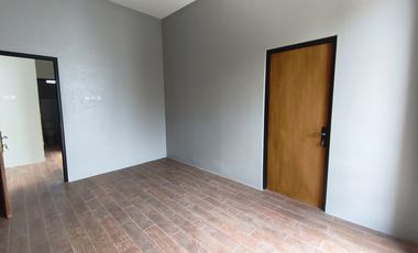 Rumah 2 Lantai Dekat Stadion Maguwoharjo, SHM Dan PBG Ready, Bisa KPR