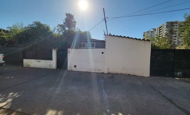 PARADERO 11 1/2 DE GRAN AVENIDA