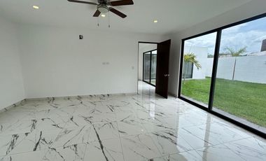 Residencia de 1 planta en venta en Jardines de la Rejoyada Mérida