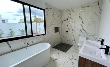 Residencia de 1 planta en venta en Jardines de la Rejoyada Mérida