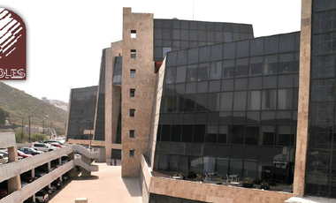 Oficina en venta en San Pedro, edificio Los Soles