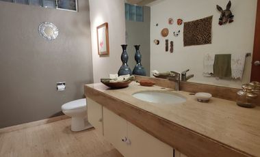 EXCELENTE CASA A LA VENTA EN LOMAS DE TECAMACHALCO (V)