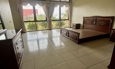 Rumah Besar Nyaman View Bagus dekat Kampus UPI Setiabudi Bandung