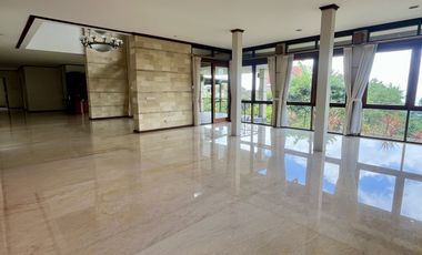 Rumah Besar Nyaman View Bagus dekat Kampus UPI Setiabudi Bandung