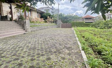 Rumah Besar Nyaman View Bagus dekat Kampus UPI Setiabudi Bandung