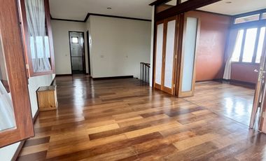 Rumah Besar Nyaman View Bagus dekat Kampus UPI Setiabudi Bandung