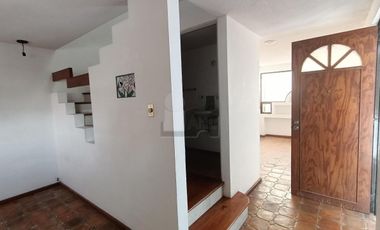 CASA EN VENTA EN FRACCIONAMIETO VILLAS DEL CAMPESTRE- EN PRIVADA