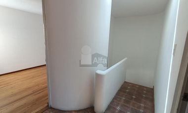 CASA EN VENTA EN FRACCIONAMIETO VILLAS DEL CAMPESTRE- EN PRIVADA