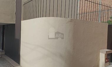 CASA EN VENTA EN FRACCIONAMIETO VILLAS DEL CAMPESTRE- EN PRIVADA