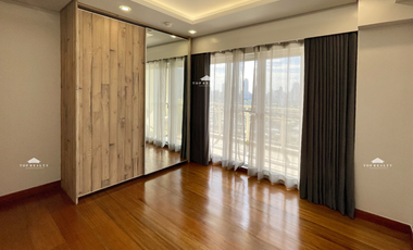 For Sale 4 Bedroom Double Unit Condominium in Brio Tower, Makati City