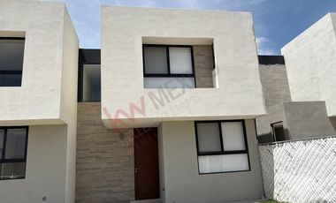 Casa en renta en Puerta Natura Coto# 20, Villa de Pozos, de dos pisos, dos habitaciones y 2.5 baños