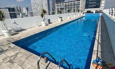 Departamento AMUEBLADO y con Balcón en SkyView Polanco, Ejército Nacional 245.