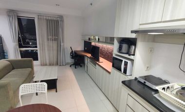 Disewa apartemen Azalea Suites type studio furnished siaphuni