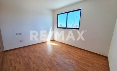 CASA EN CONDOMINIO EN RENTA - (3)