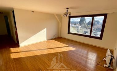 Departamento en Venta en COD39054 Gran departamento duplex a pasos de Clínica Alemana, Colegio Alemán y Universidades.