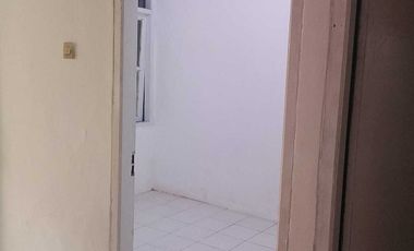 Di jual cepat rumah+kios di Bekasi Timur regensi