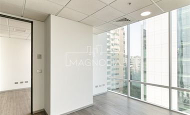 Oficina en Arriendo en A pasos del Parque Arauco