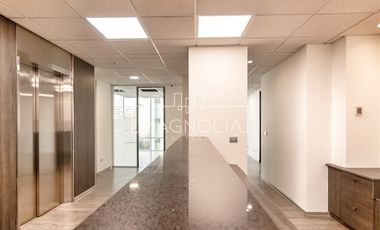 Oficina en Arriendo en A pasos del Parque Arauco