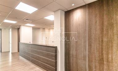 Oficina en Arriendo en A pasos del Parque Arauco