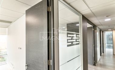 Oficina en Arriendo en A pasos del Parque Arauco