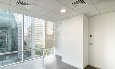 Oficina en Arriendo en A pasos del Parque Arauco
