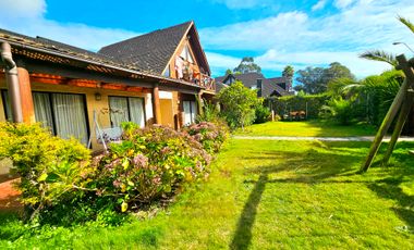 MQ// ARRIENDO CASA 5D/4B/4E, PISCINA, QUINCHO, PINGUERAL