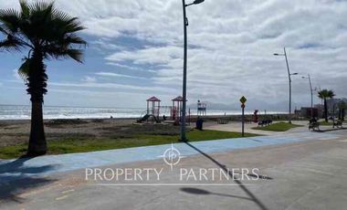 Departamento en Av Pacífico con acceso directo a la playa