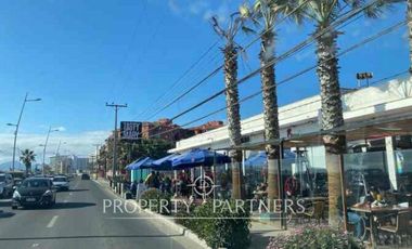 Departamento en Av Pacífico con acceso directo a la playa