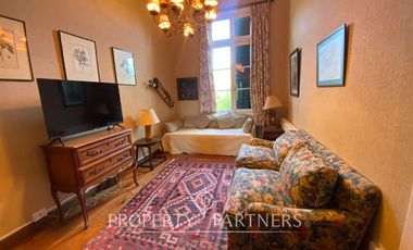 ARRIENDO POR DIA encantadora casa  en privilegiada ubicación de Zapallar, a pasos de la playa