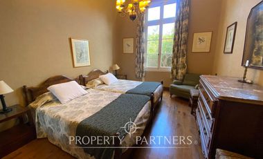 ARRIENDO POR DIA encantadora casa  en privilegiada ubicación de Zapallar, a pasos de la playa