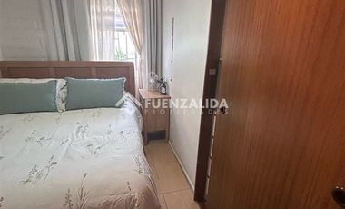 Casa en Venta en Av. tte.cruz con Ancahual