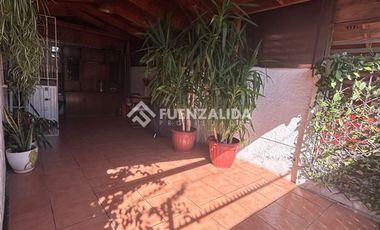 Casa en Venta en Av. tte.cruz con Ancahual