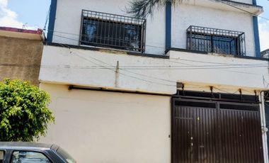 Case en venta en Loma Bonita, Tlalnepantla de Baz, Estado De México