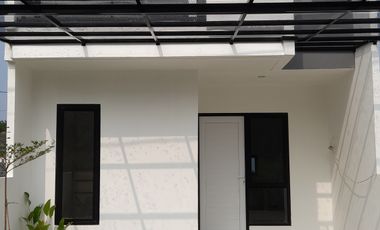 Jual Rumah 2 Lantai Modern Strategis Pinggir Jalan Mustikasari Dekat Tol Bekasi Timur SHM