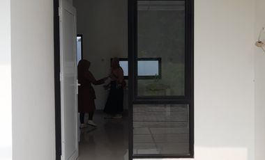 Jual Rumah 2 Lantai Modern Strategis Pinggir Jalan Mustikasari Dekat Tol Bekasi Timur SHM