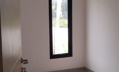 Jual Rumah 2 Lantai Modern Strategis Pinggir Jalan Mustikasari Dekat Tol Bekasi Timur SHM