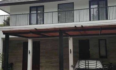 Rumah cantik nyaman di Kemang Dalam Townhouse Exclusive