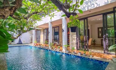 Rumah cantik nyaman di Kemang Dalam Townhouse Exclusive