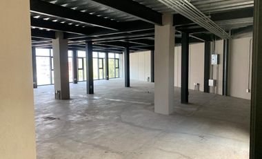Local comercial 200m2 para acondicionar en renta en Lomas de Tecamachalco