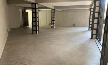 Local comercial 200m2 para acondicionar en renta en Lomas de Tecamachalco