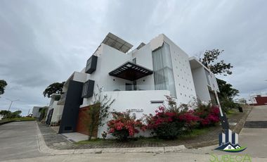Casa en Venta en Fracc. Residencial Paseo de la Reina, Ánimas, Xalapa