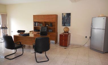 Casa en Fraccionamiento Burgos Bugambilias, 4 recamaras