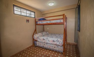 En Venta Casa con departamento en San Miguel – A 10 min caminando al Centro
