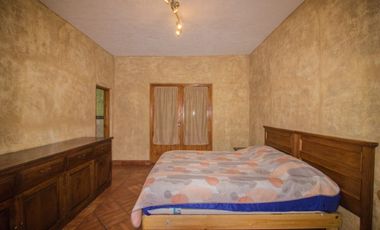 En Venta Casa con departamento en San Miguel – A 10 min caminando al Centro