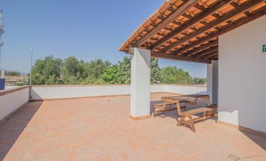 En Venta Casa con departamento en San Miguel – A 10 min caminando al Centro