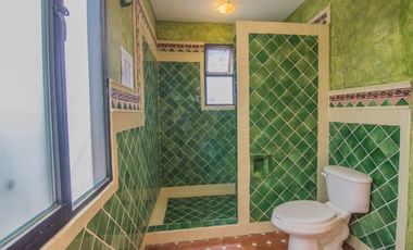 En Venta Casa con departamento en San Miguel – A 10 min caminando al Centro